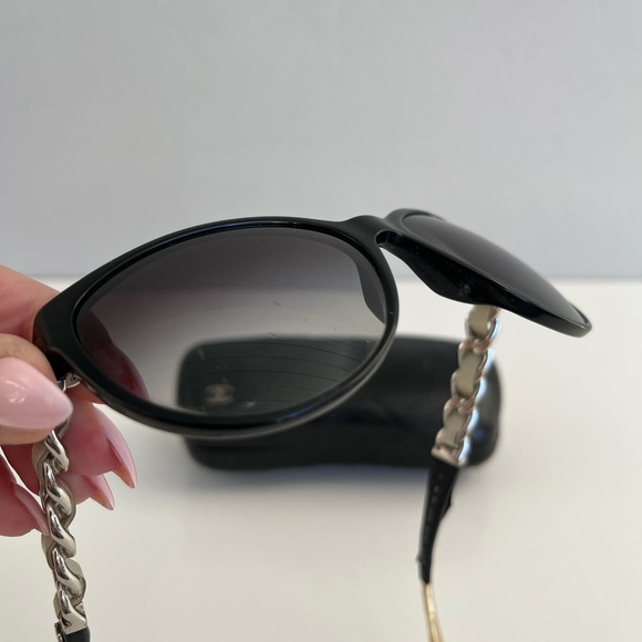 Auth CHANEL SUNGLASSES 5215 - Picture 10 of 11